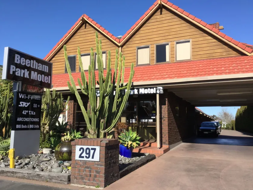 Beetham Park Motel - Image 1