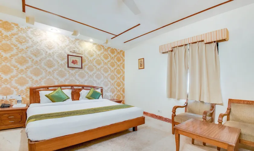 Itsy Hotels Auzone & Spa - Image 1