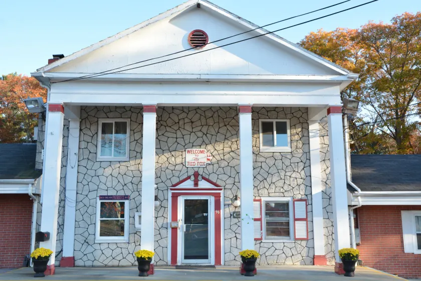 Redfox Motel - Image 1