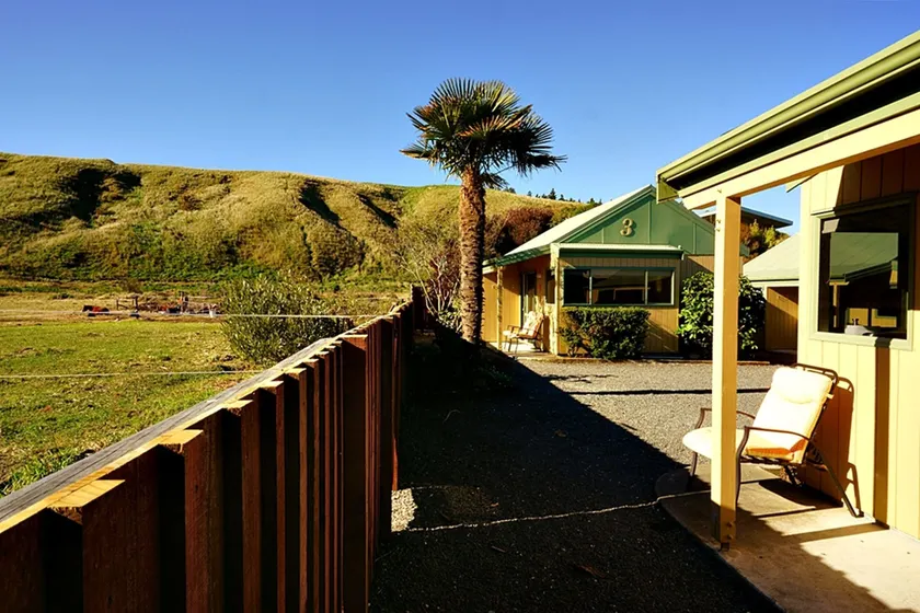 Bay Cottages - Image 1