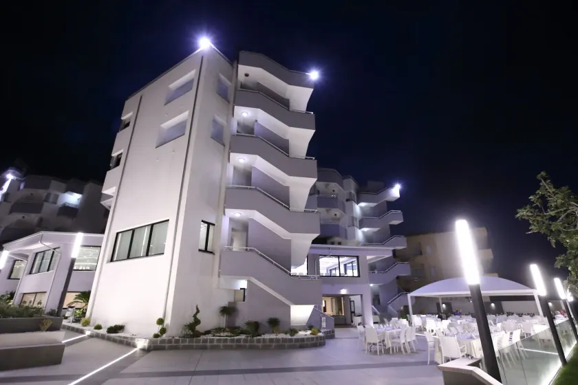 Hotel Melissa - Image 1