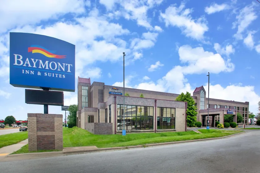 Baymont by Wyndham Springfield South Hwy 65 - Image 1