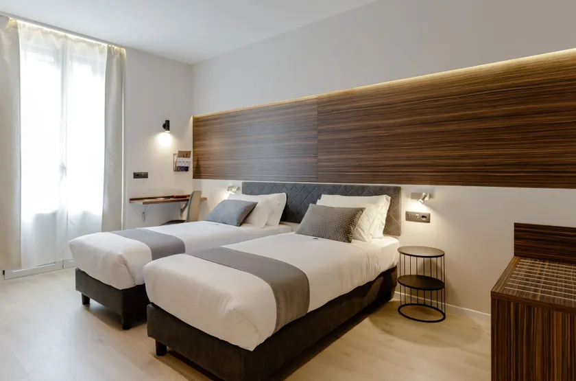 Aiello Hotels - Centrale - Image 1