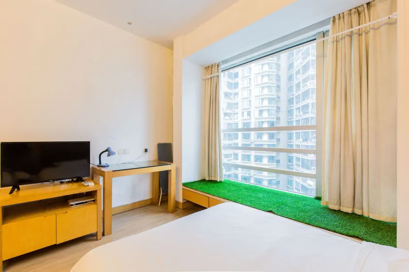 Mayson Shanghai Zhongshan Park Serviced Apartment - Image 1
