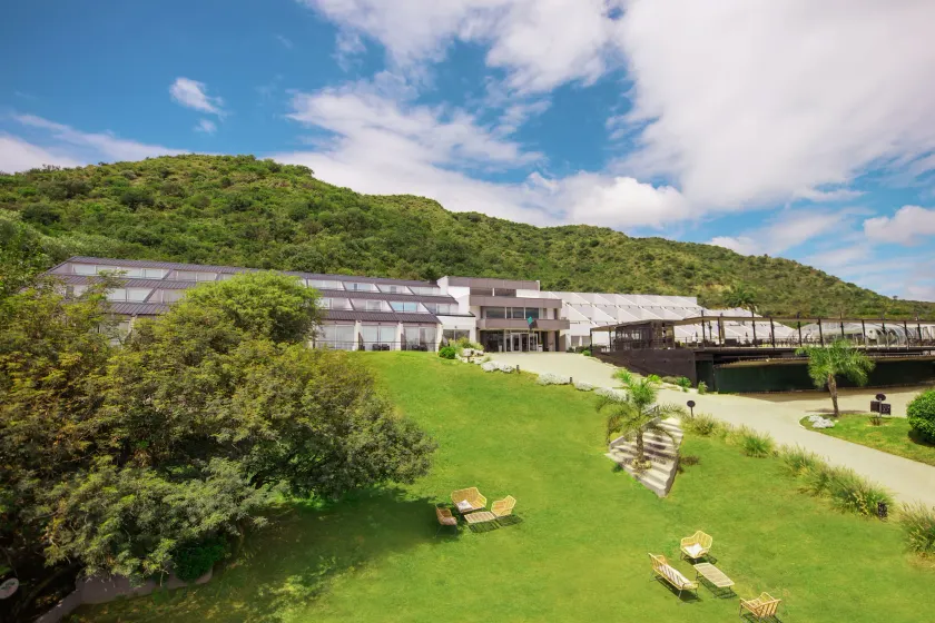 Pinares Panorama Resort, Spa & Convention Center - Image 1