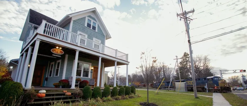 24 East Main Street B&B - Image 1