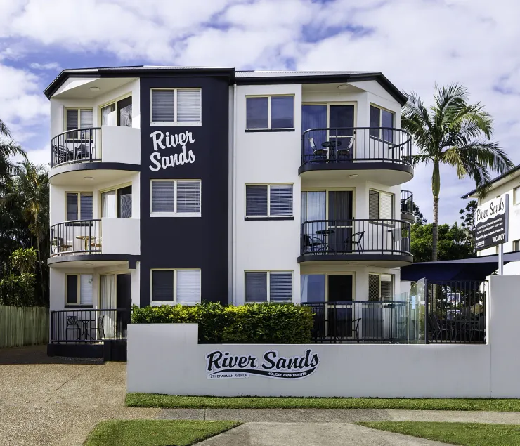 River Sands Apartments - Image 1