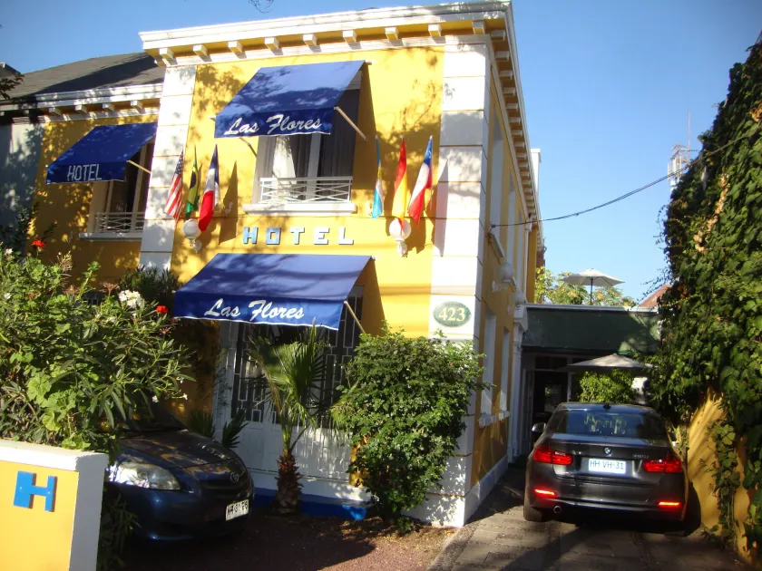 Hotel Las Flores - Image 1