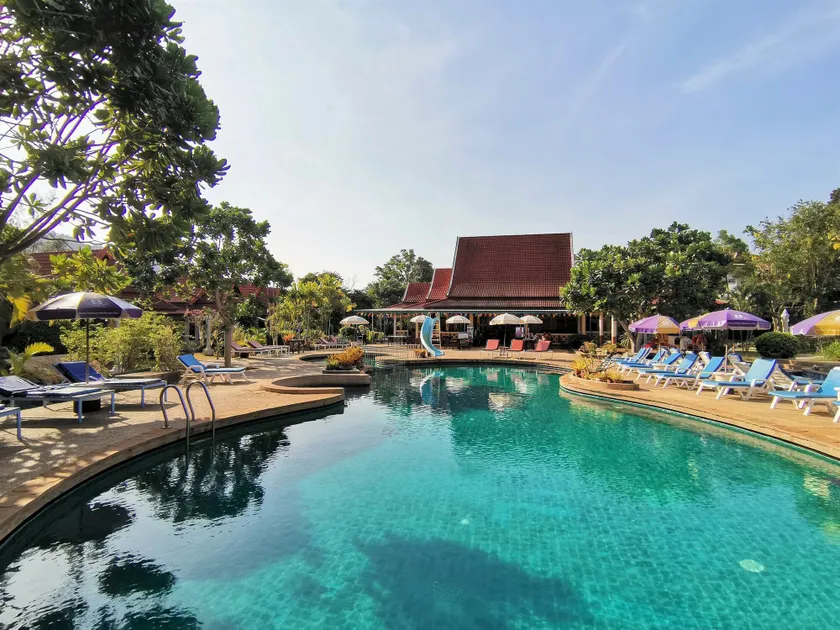Holiday Villa, Lanta - Image 1