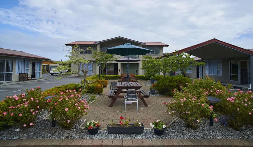 Aachen Place Motel - Image 1