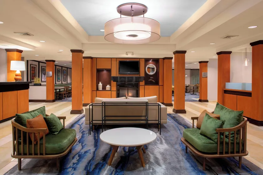 Fairfield Inn and Suites by Marriott Gadsden - Image 1