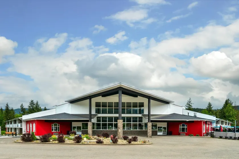 Quality Inn & Suites - Image 1