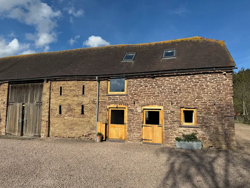 Barn Cottage - Image 1