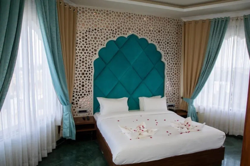 Indralok Palace Hotel and Resort - Habitación