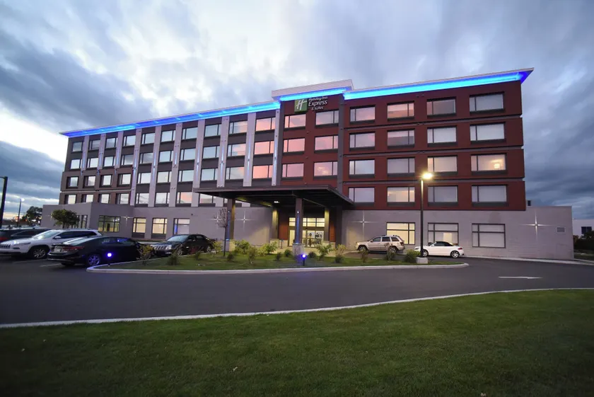Holiday Inn Express & Suites - Gatineau - Ottawa by IHG - Image 1