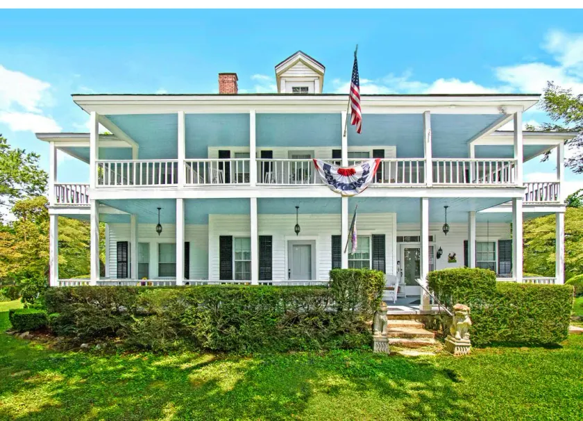 The Sautee Inn Bed & Breakfast - Image 1