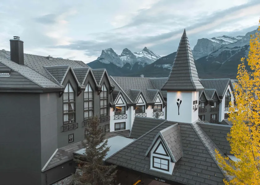 Everwild Canmore Hotel - Image 1
