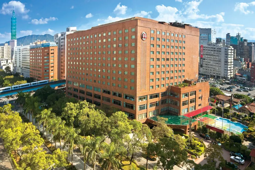 The Howard Plaza Hotel Taipei - Image 1