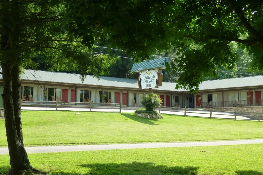 Townsend Gateway Inn - Image 1