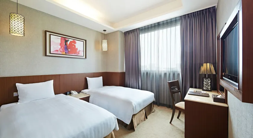 Guanko Hotel - Image 1