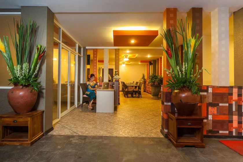 Mahatma Residence - Lobby