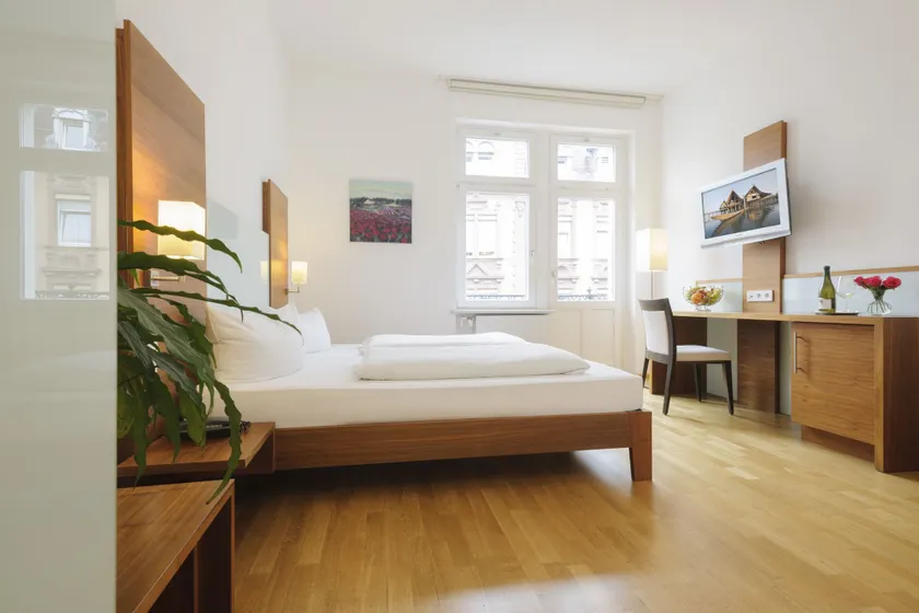 Hotel Augustiner Tor - Image 1