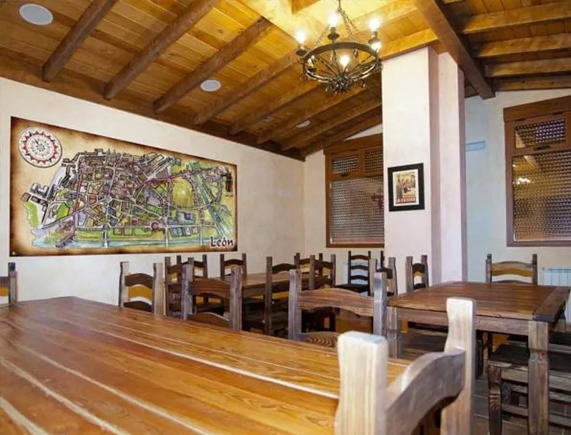 Albergue Santo Tomás de Canterbury - Hostel - Image 1