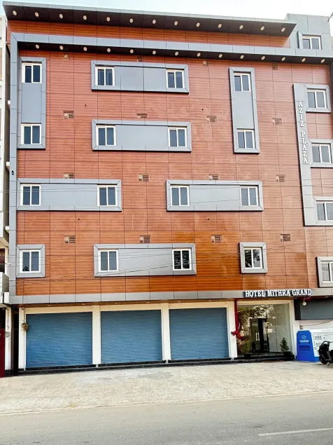 Hotel Mithra Grand - Image 1