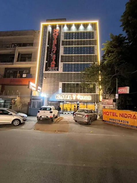 Hotel 7 Star - Image 1
