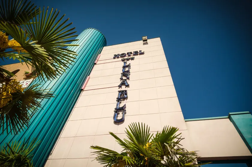 Hotel Luna Blu - Image 1