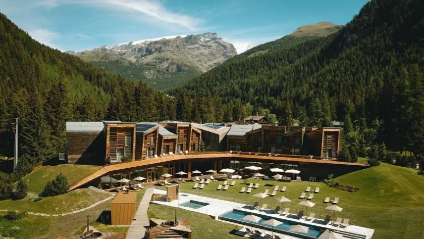 Aethos Hotel Monterosa - Image 1