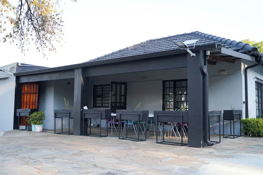 Aqua Guest House - Image 1