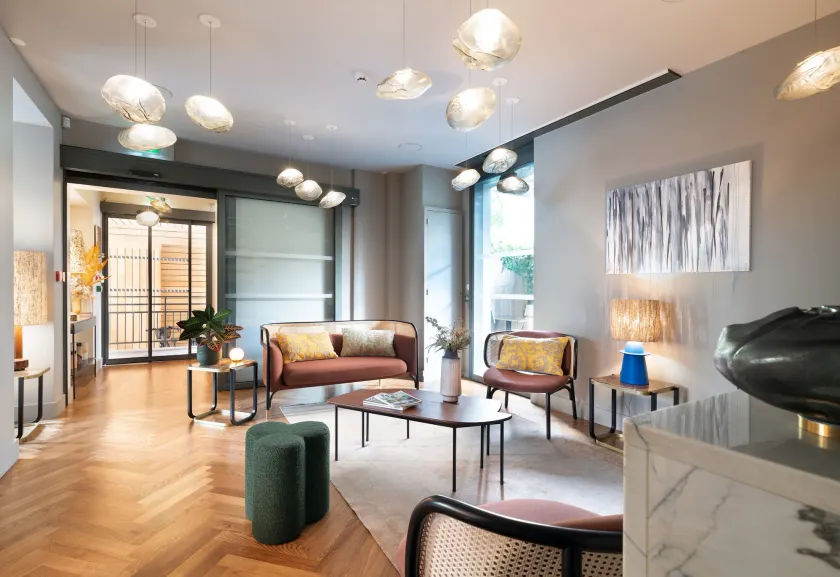 Hébé Hotel - Image 1