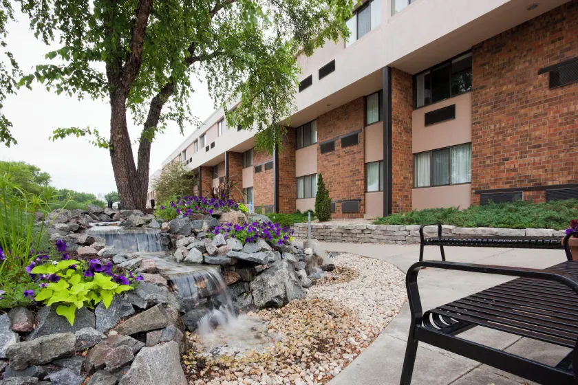 Holiday Inn & Suites St. Cloud by IHG - Image 1