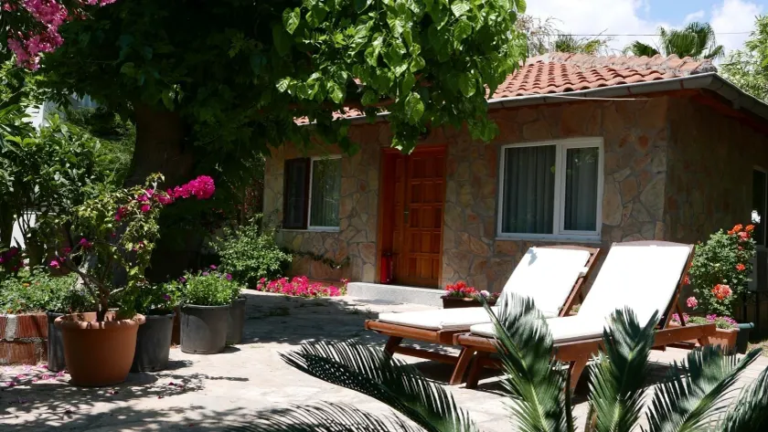 Aida Hotel - Image 1