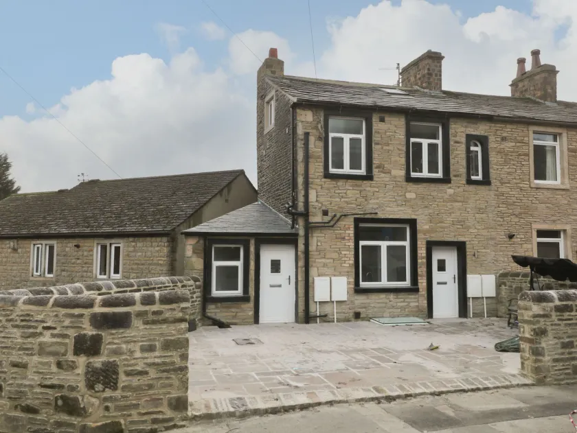 Moor View - Image 1