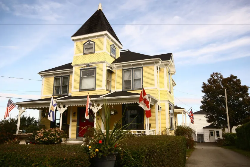 Come from Away B&B - Image 1