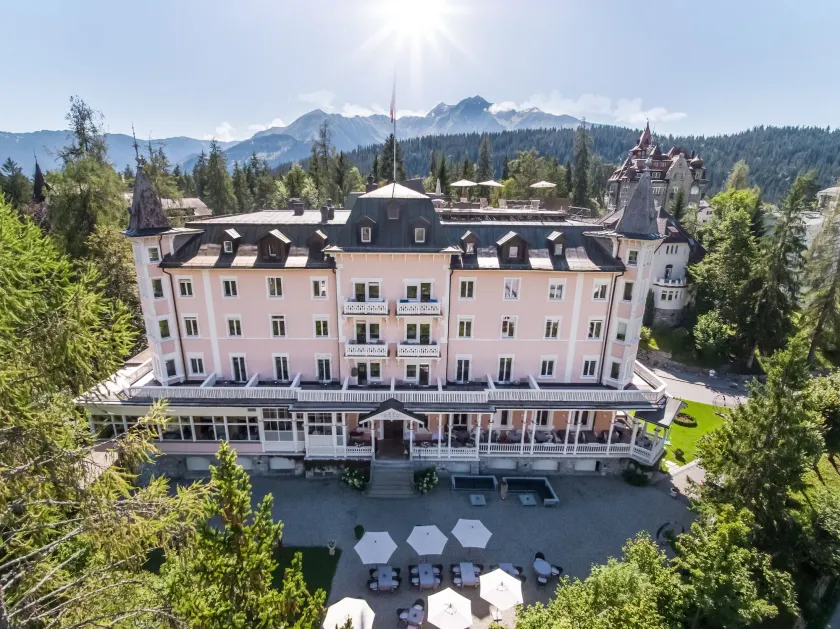 Romantik Hotel Schweizerhof & Spa Flims - Image 1