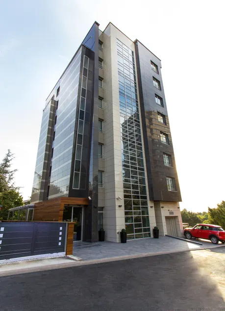 Hotel Heritage - Image 1