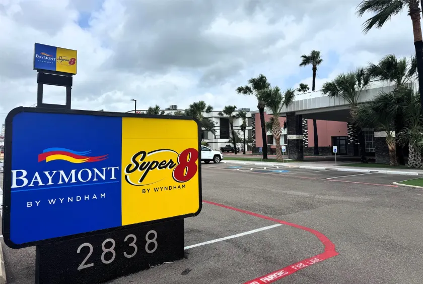 Baymont by Wyndham Corpus Christi Airport - Image 1