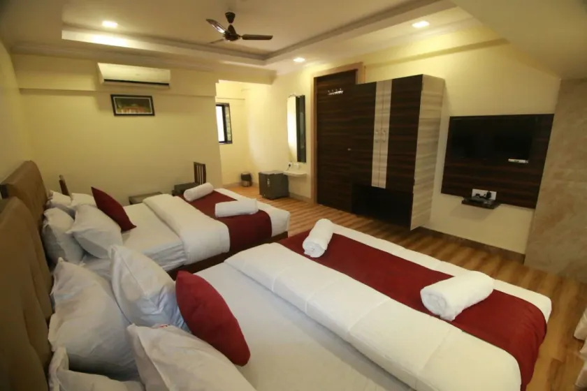 Hotel Alfa International Near Nanavati Hospital Mumbai Near Airport Mumbai Near Juhu Beach - Image 1