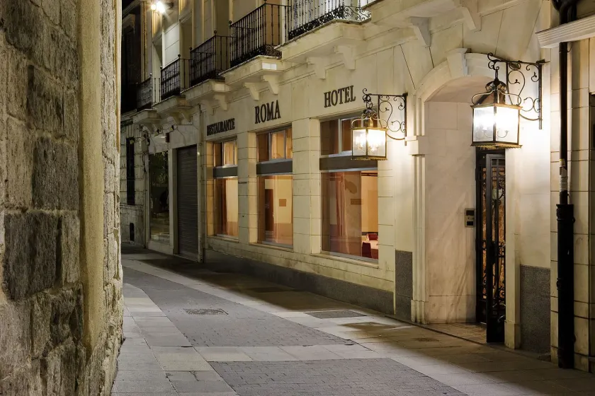 Hotel Roma - Image 1