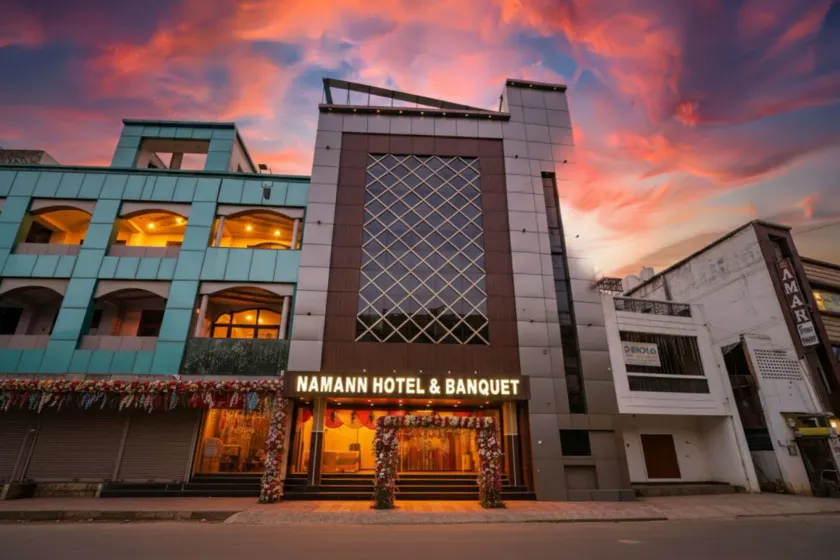 FabHotel Naman - Image 1
