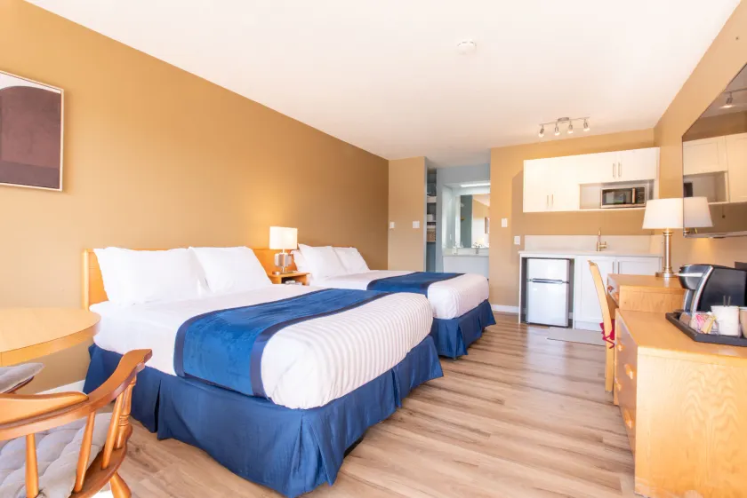 Ocean Crest Motel - Image 1