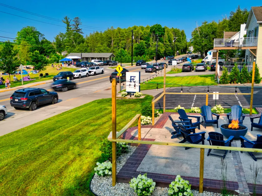 Fresh Coast Motel - Image 1