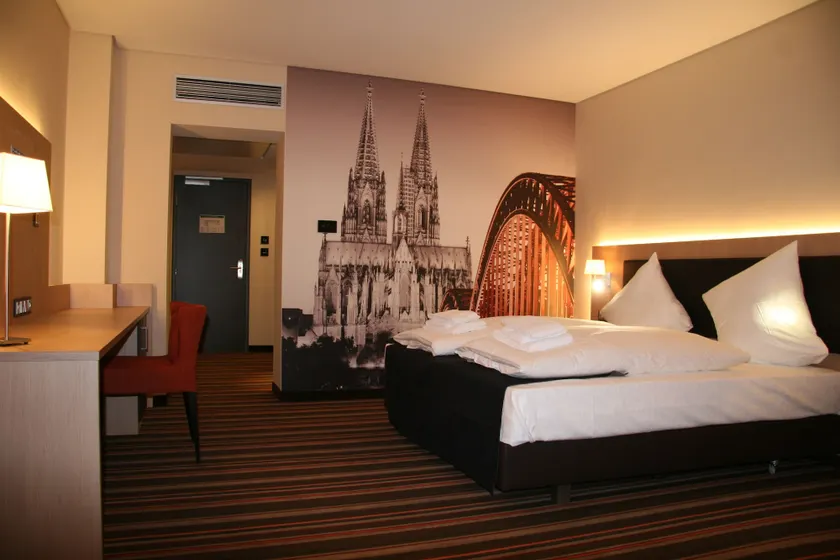 Hotel Fortune - Image 1