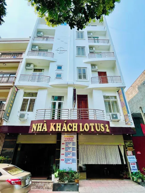 Lotus Hotel 2 Khach San Bac Ninh - Image 1