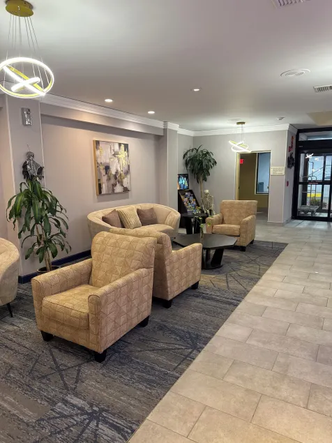 REGENCY Inn & SUITES NEW LONDON MYSTIC - Image 1