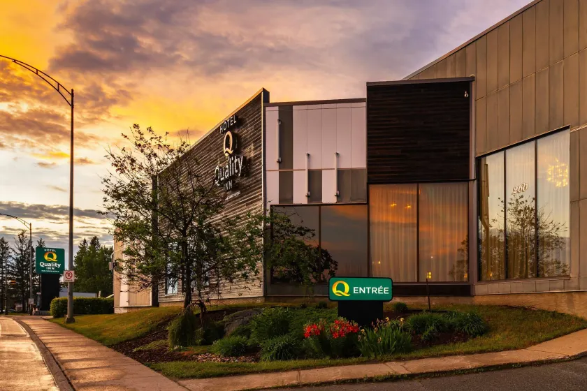Quality Inn Rouyn-Noranda - Image 1