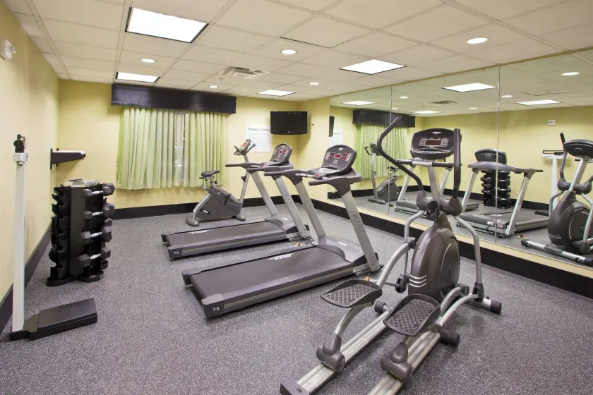 Holiday Inn Express Hotel & Suites Waycross by IHG - Image 1